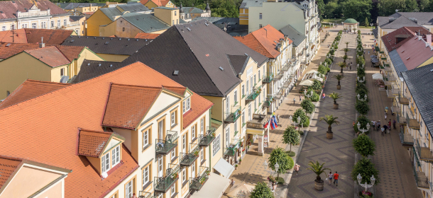 Sehr gute Lage, die Trinkhalle, Kurparks und Sehenswürdigkeiten der Kurstadt sind bequem zu Fuß erreichbar