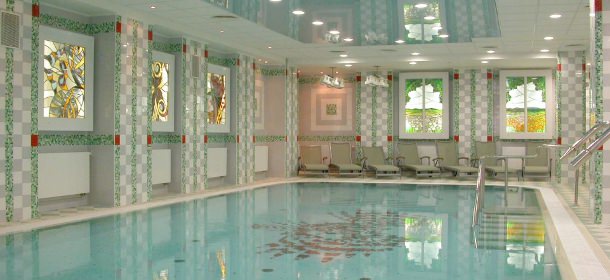 Hoteleigener Pool 12,50 x 5,50 m