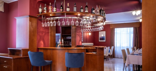 Die Bar des Restaurants im Spa Hotel Silva